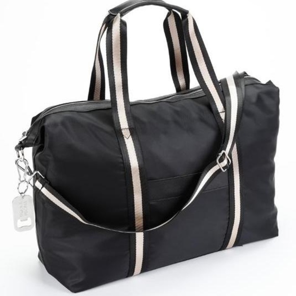 Water-Resistant Black Nylon Travel Bag, Overnight & Sports Tote, Beach Bag NEW - Picture 7 of 12